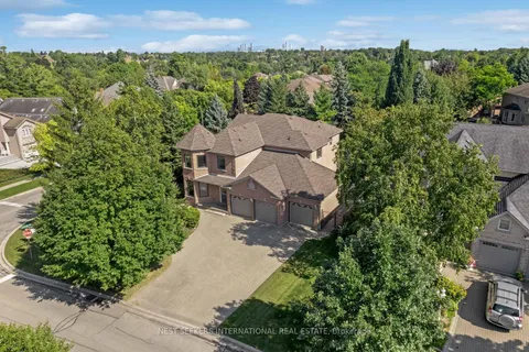 260 Roselawn Dr, Vaughan, ON L4H 1A2
