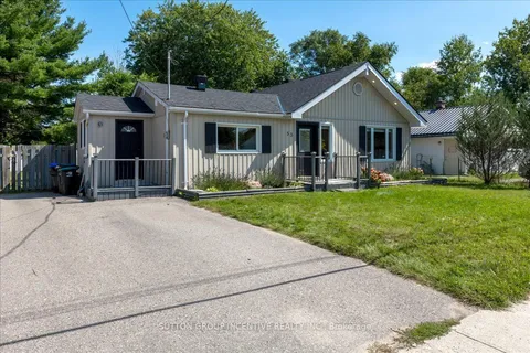 53 Coulson Ave, Essa, ON L0M 1B3