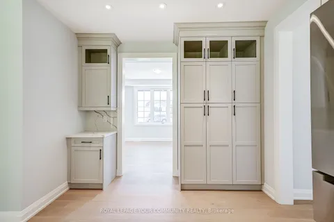 52 Sunset Beach Rd, Georgina, ON L0N 1E0