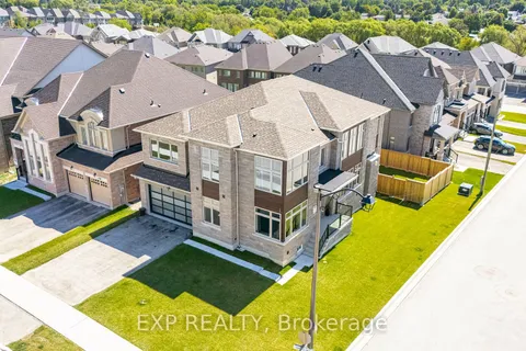 189 Thompson Dr, East Gwillimbury, ON L9N 1E2