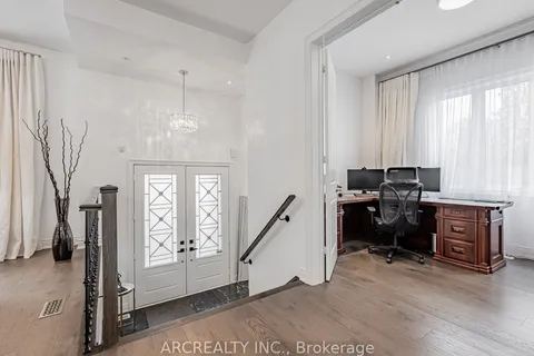 36 Nattress St Ave, Vaughan, ON L4L 4G8