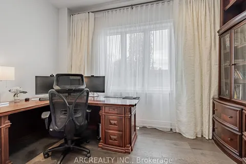 36 Nattress St Ave, Vaughan, ON L4L 4G8