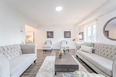 7 Eastern Skies Way, Markham, ON L6E 0N8