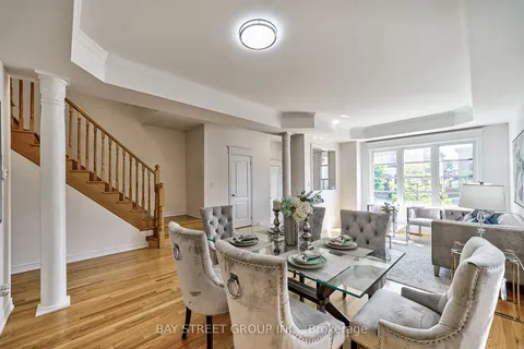 214 Paradelle Dr, Richmond Hill, ON L4E 0E4