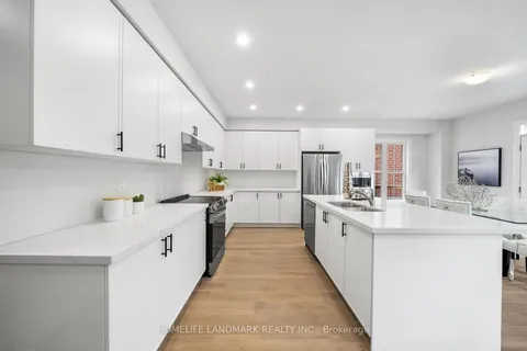 10 Deer Park Lane, Markham, ON L3P 2B5