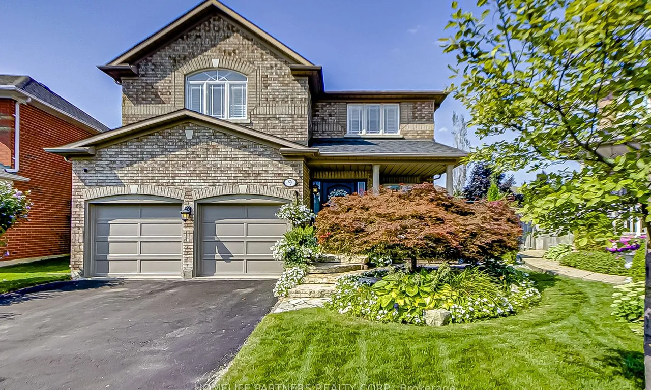 9 Lacona Cres, Richmond Hill, ON L4E 4G6