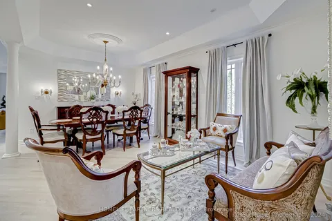 9 Lacona Cres, Richmond Hill, ON L4E 4G6