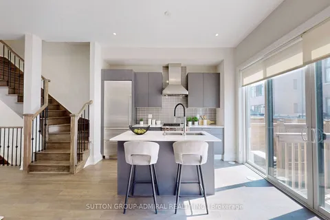 247 Smallwood Circ, Vaughan, ON L4J 0K8