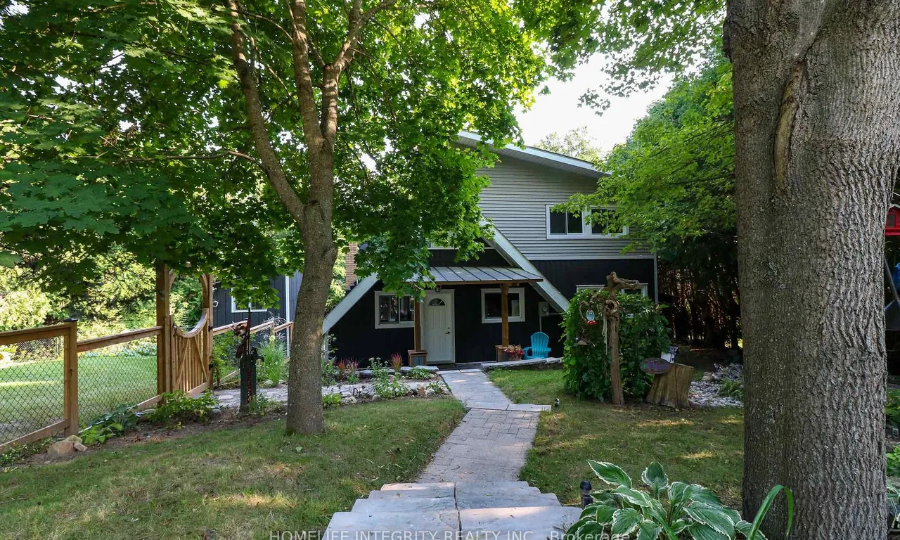 9051 Boyne River Rd, Adjala-Tosorontio, ON L0M 1J0