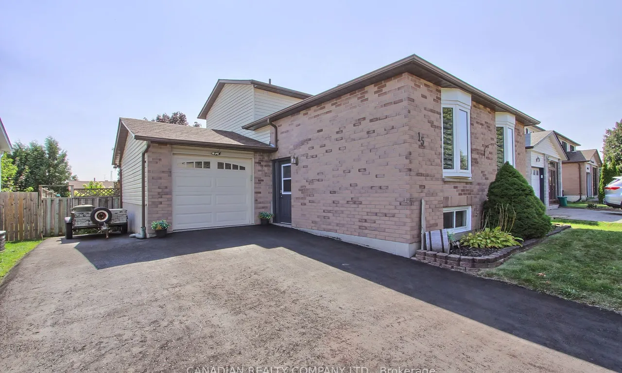 15 Northgate Dr, Bradford West Gwillimbury, ON L3Z 2G9