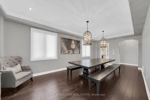364 Poetry Dr, Vaughan, ON L4H 3W8