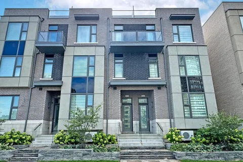 841 Clark Ave, Vaughan, ON L4J 0K6