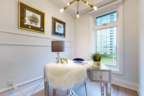 841 Clark Ave, Vaughan, ON L4J 0K6