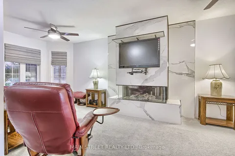 40 Silverstone Cres, Georgina, ON L4P 4A4