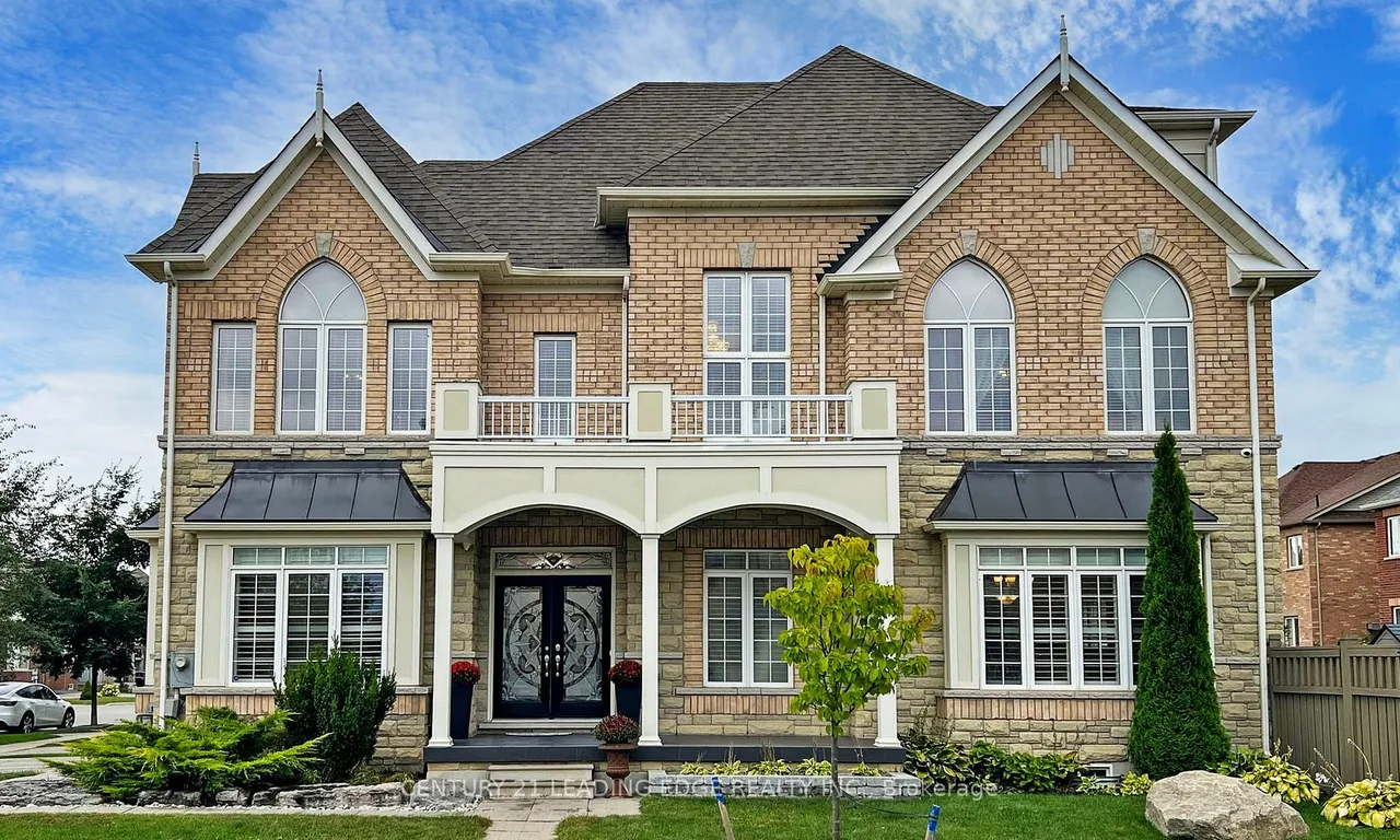 61 Pelee Ave, Vaughan, ON L4H 3Y9