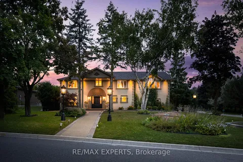 136 Ellis Ave, King, ON L0G 1N0