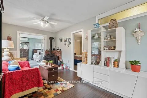 959 CORNER Ave, Innisfil, ON L0L 1W0