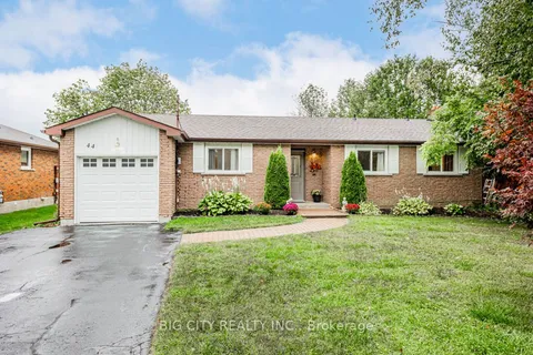 44 Garrett Dr, Georgina, ON L0E 1R0