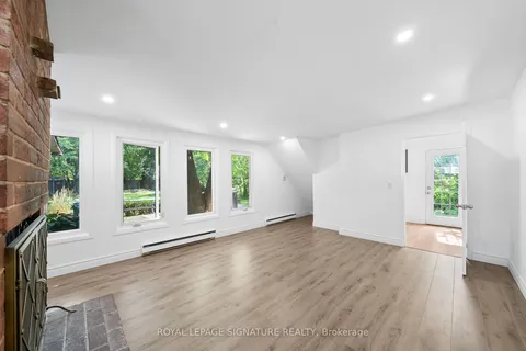 323 Annshiela Dr, Georgina, ON L4P 3A6