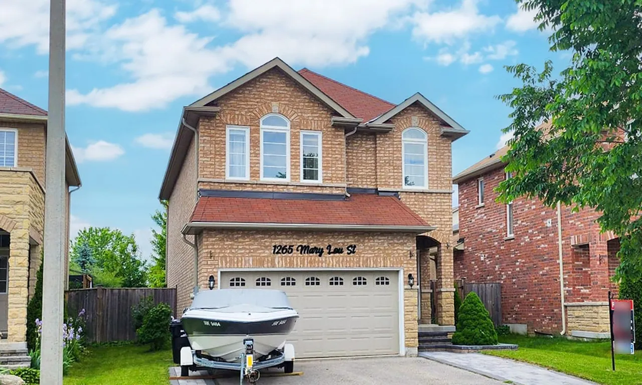 1265 Mary-Lou St, Innisfil, ON L9S 0C2