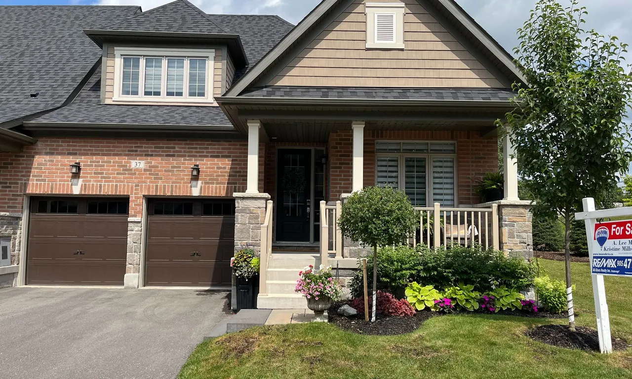 37 Howard Williams Crt, Uxbridge, ON L9P 0R2
