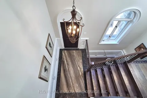 63 Elderberry Tr, Aurora, ON L4G 6X1