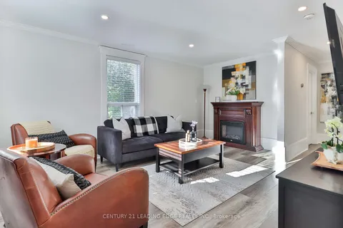 487 EAGLE St, Newmarket, ON L3Y 1K7