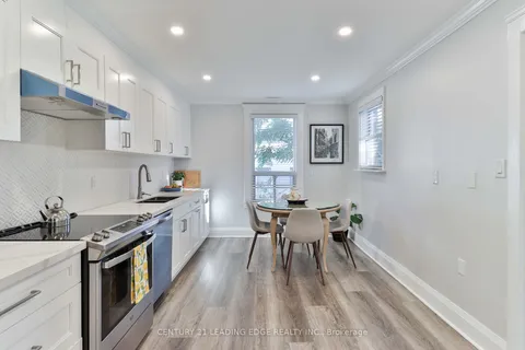 487 EAGLE St, Newmarket, ON L3Y 1K7
