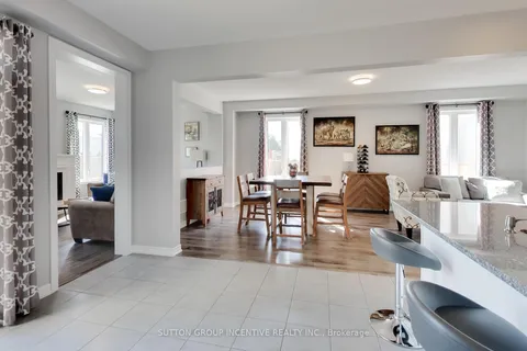 24 Sasco Way, Essa, ON L0M 1B4
