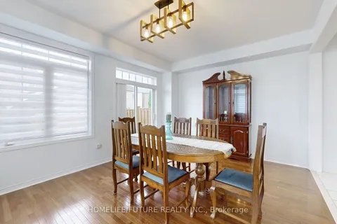 39 Lahore Cres, Markham, ON L3S 0A6