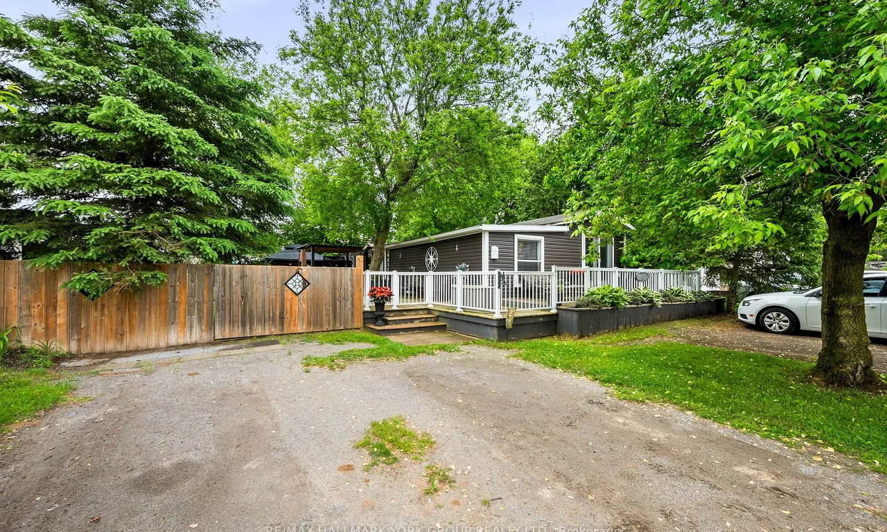 21469 ON-48, East Gwillimbury, ON L0G 1M0