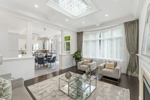 76 Heintzman Cres, Vaughan, ON L6A 4T1