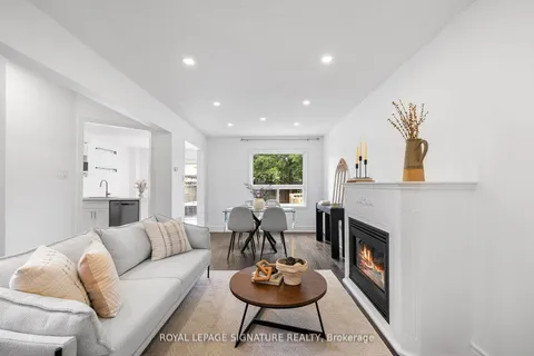 54 Elena Cres, Vaughan, ON L6A 2J4