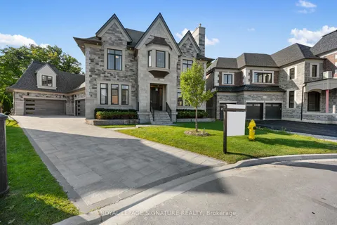 32 Little Celeste Crt, Vaughan, ON L6A 4Z7
