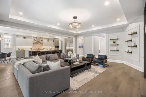 32 Little Celeste Crt, Vaughan, ON L6A 4Z7