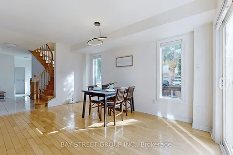 27 Boxhill Rd, Markham, ON L3S 4R1