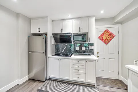 2473 Bur Oak Ave, Markham, ON L6B 1G1