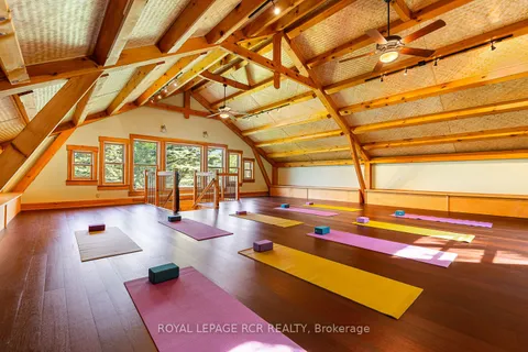 7826 5th Sdrd, Adjala-Tosorontio, ON L0N 1P0