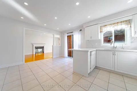 75 Westchester Cres, Markham, ON L6C 2X9