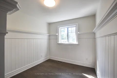 1010 Elgin St, Newmarket, ON L3Y 3C1