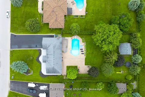 5 Kathryn Crt, Bradford West Gwillimbury, ON L3Z 3Z7