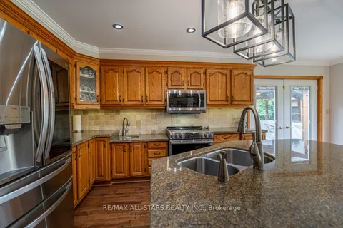 747 Regional Road 13 Rd, Uxbridge, ON L0C 1C0