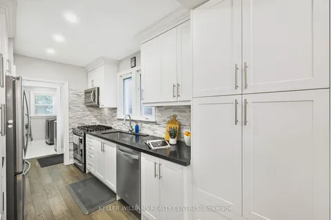 5992 19th Ave, Markham, ON L3P 3J3