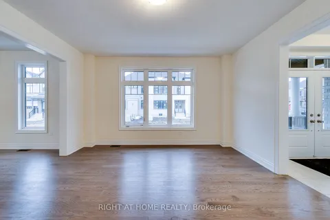 126 Settlers Cres, Bradford West Gwillimbury, ON L0G 1W0
