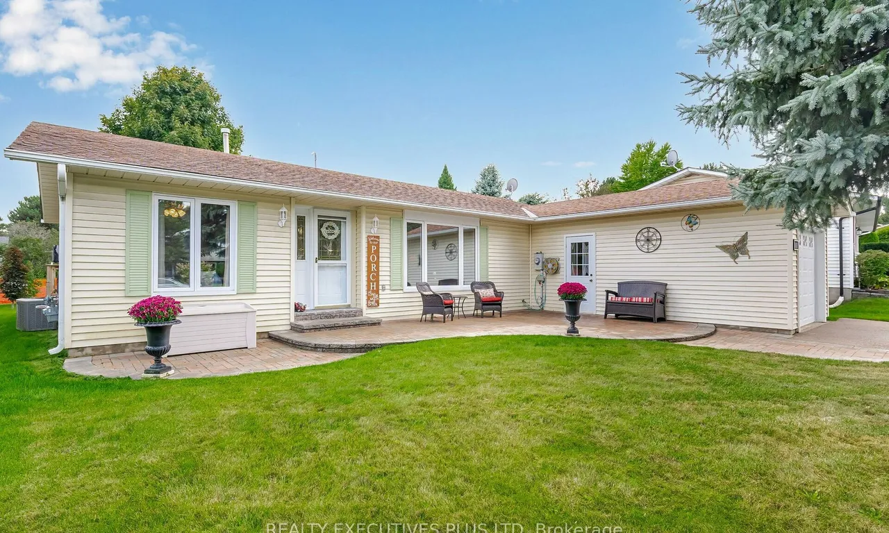 7 Hickory Crt, New Tecumseth, ON L0G 1W0