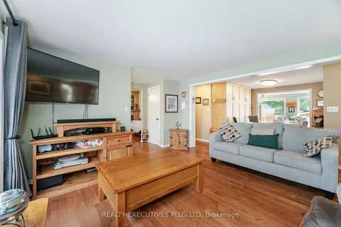 7 Hickory Crt, New Tecumseth, ON L0G 1W0