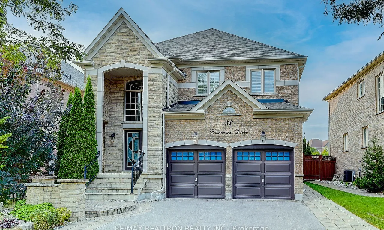 32 Dimarino Dr, Vaughan, ON L6A 0E8