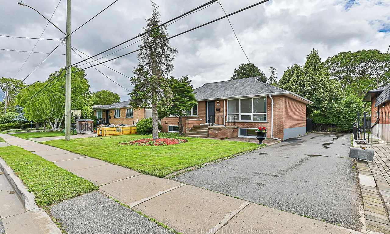 130 Palmer Ave, Richmond Hill, ON L4C 1N8