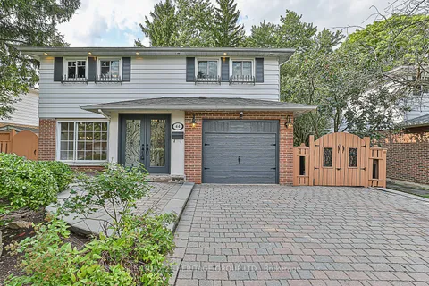 44 Royal Orchard Blvd, Markham, ON L3T 3C5
