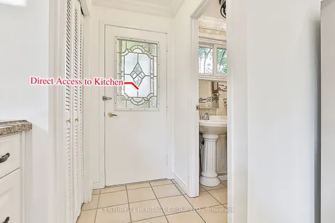 44 Royal Orchard Blvd, Markham, ON L3T 3C5